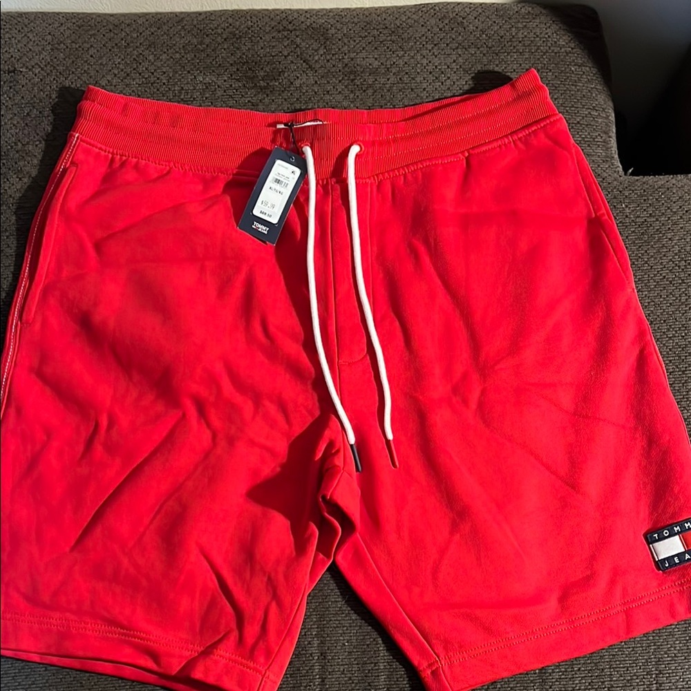 Tommy Hilfiger Men's Red Shorts New W tag